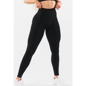 Alphalete amplify leggings